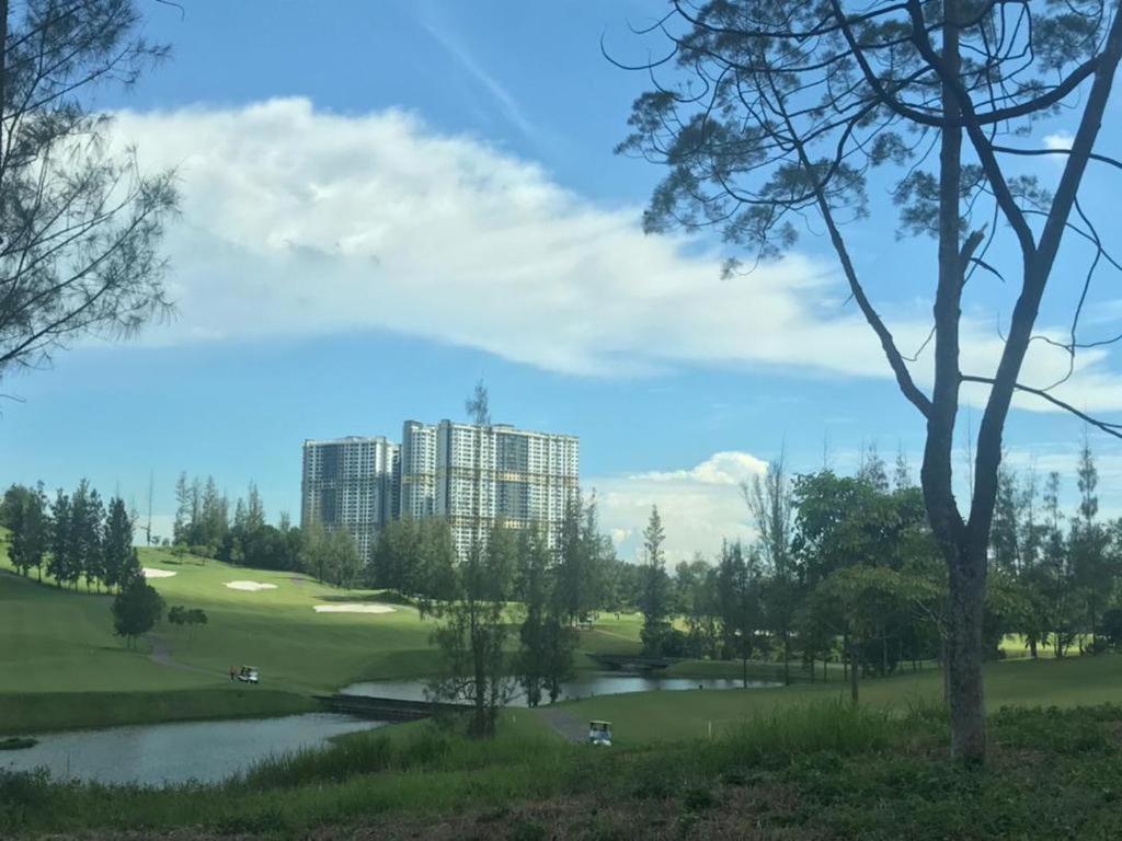 Arc Austin Hill Apartment Джохор-Бару Екстер'єр фото