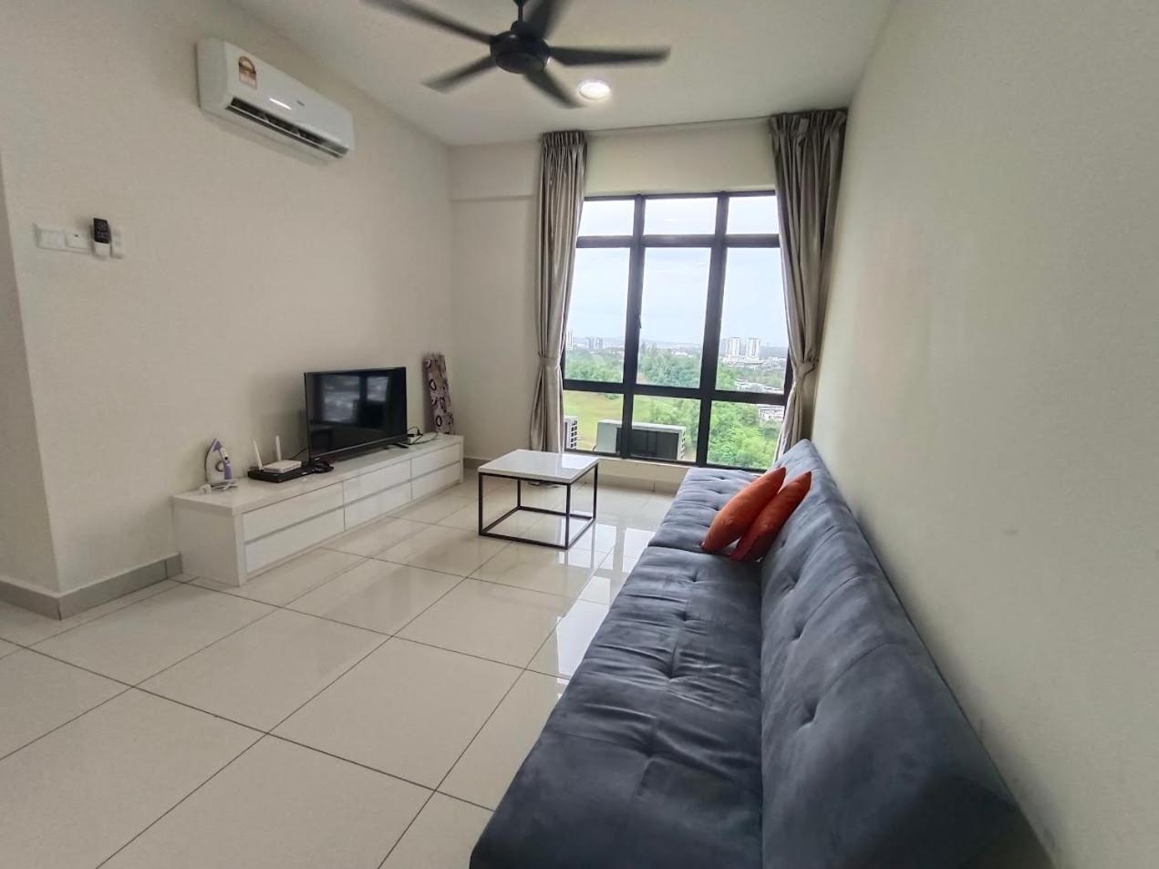 Arc Austin Hill Apartment Джохор-Бару Екстер'єр фото