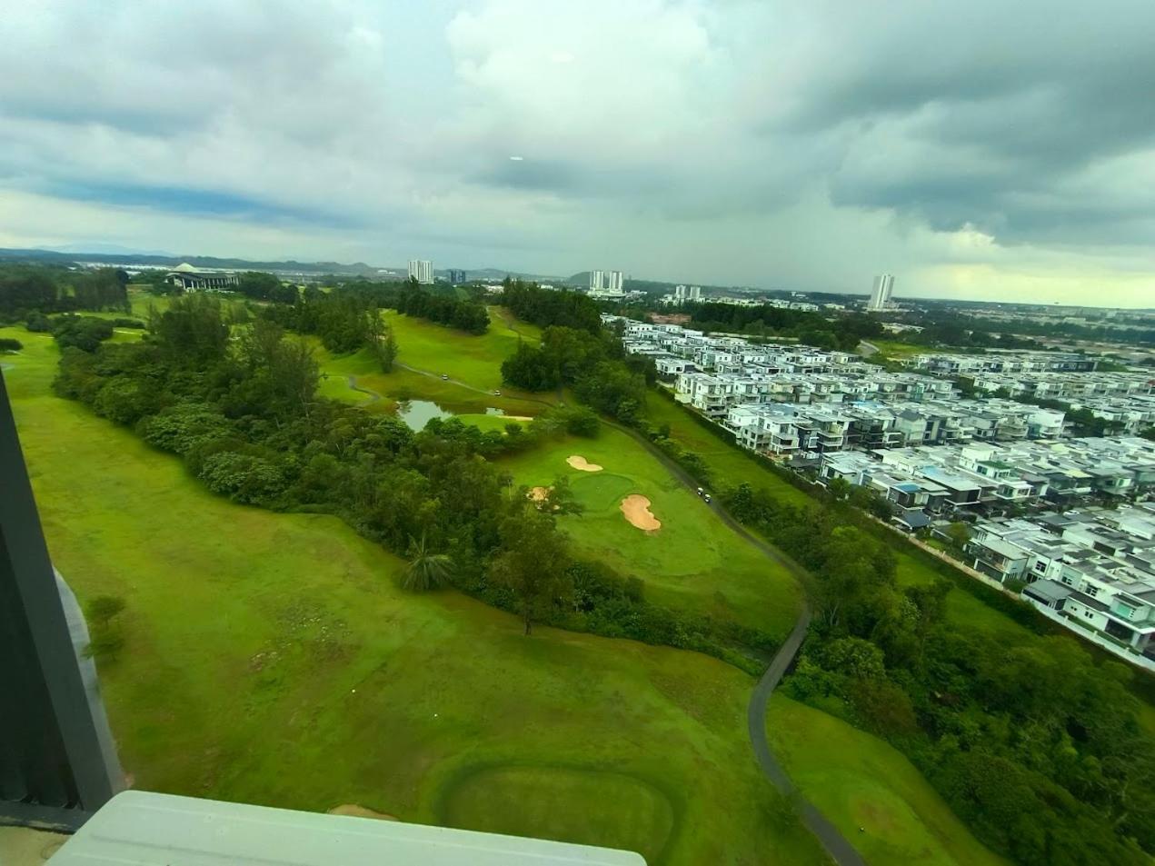 Arc Austin Hill Apartment Джохор-Бару Екстер'єр фото